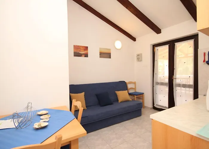 With Parking Space Artatore, Losinj - 8007 * Čunski