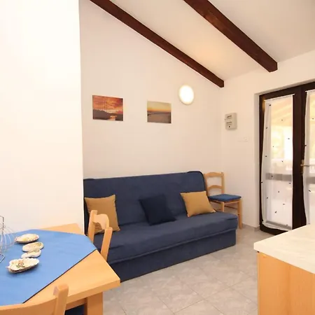 Apartments With Parking Space Artatore, Losinj - 8007 * Cunski