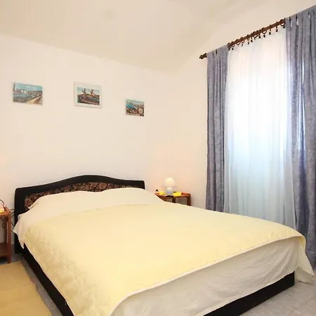 Apartments With Parking Space Artatore, Losinj - 8007 Apartment *