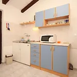 Apartament With Parking Space Artatore, Losinj - 8007 Čunski